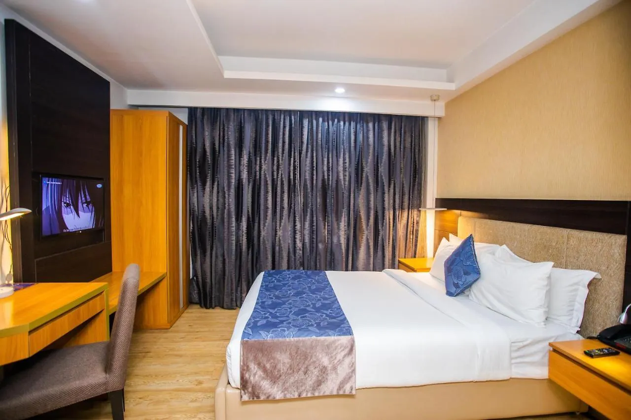 Days Hotel Dhaka 4*,  Bangladesh