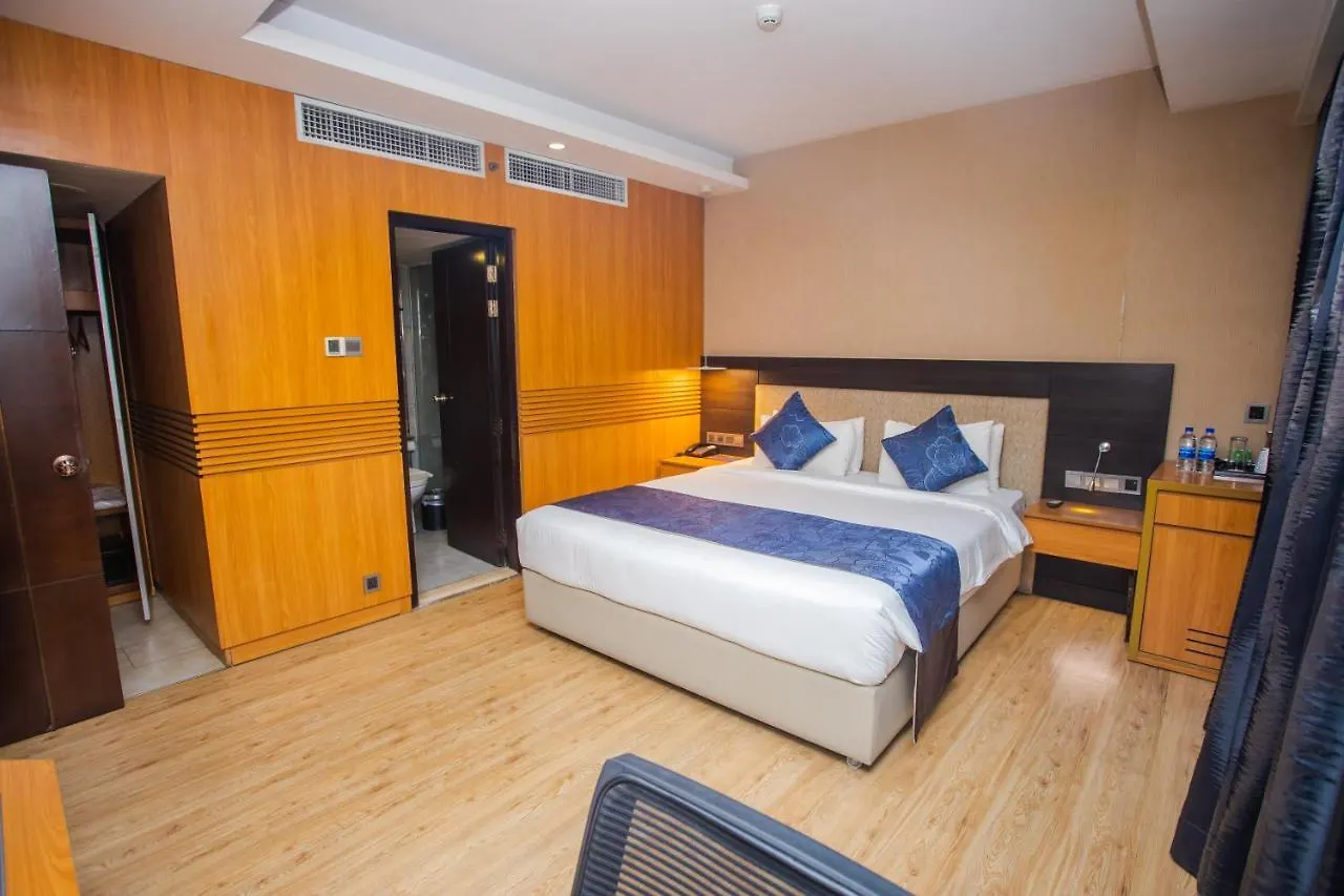 Days Hotel Dhaka