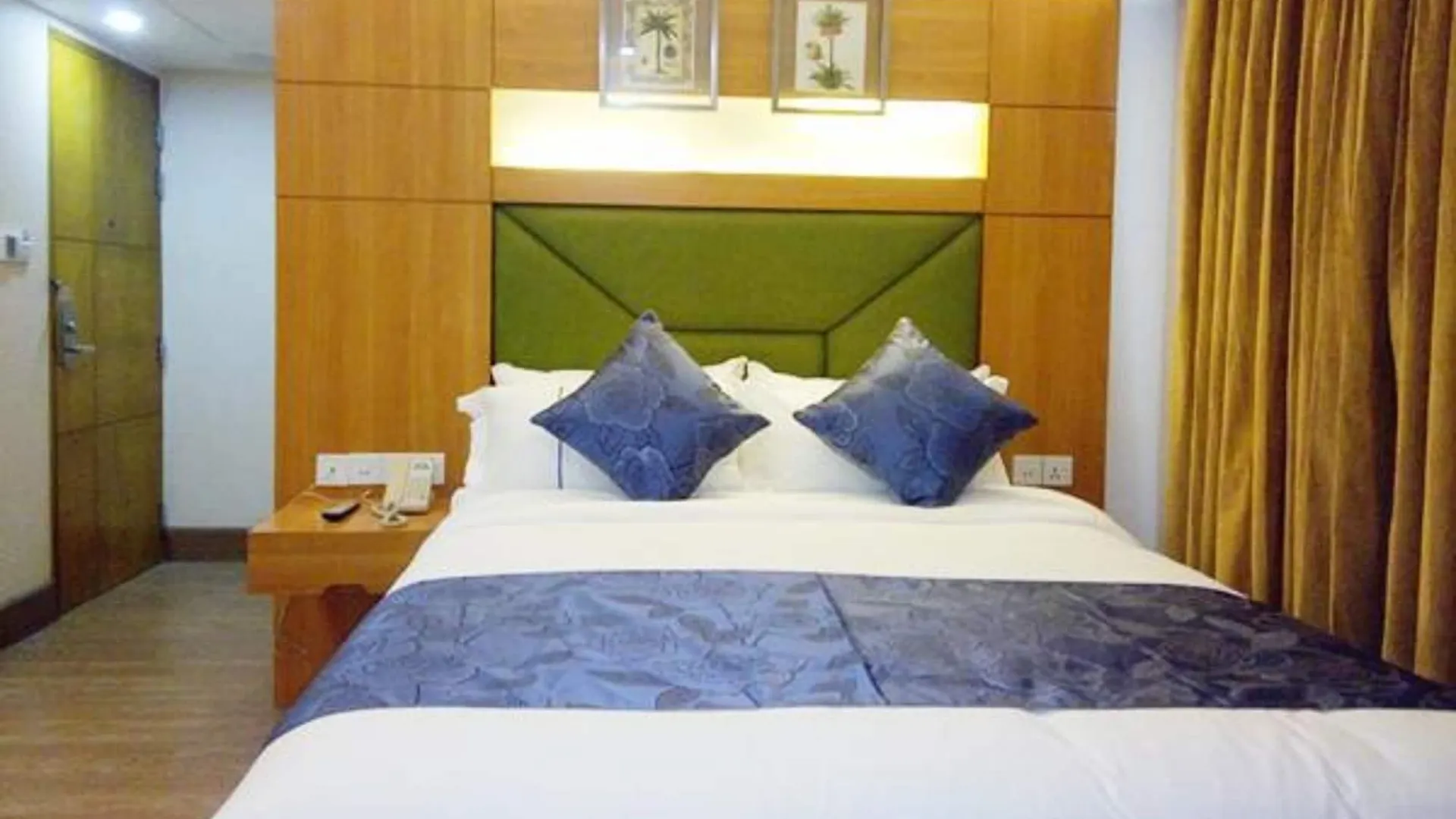 Days Hotel Dhaka