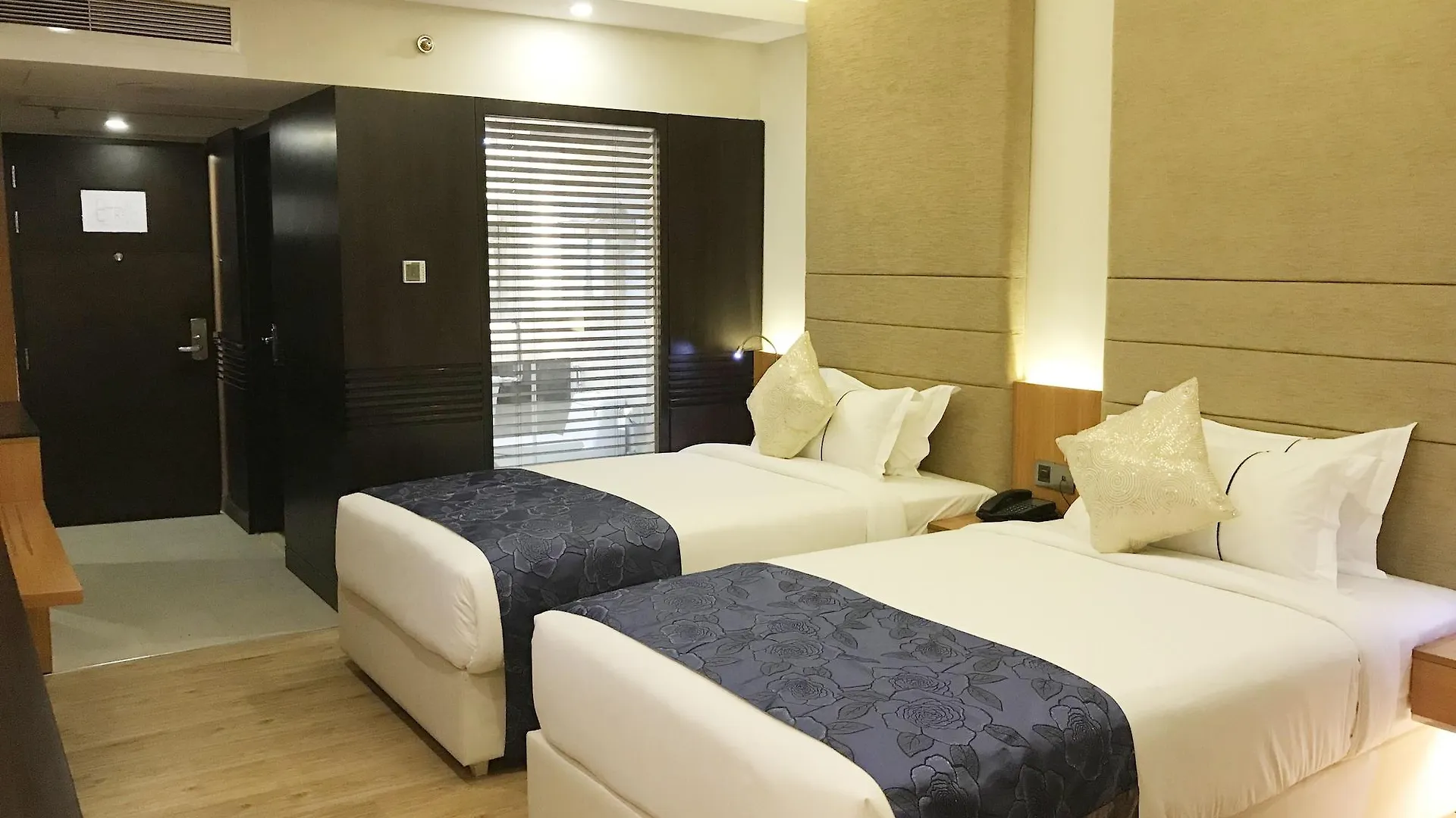 Days Hotel Dhaka