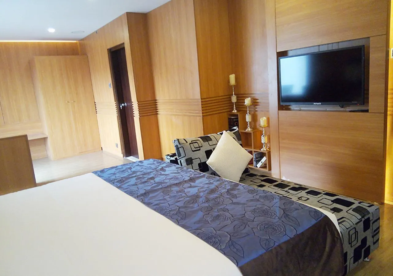 Days Hotel Dhaka