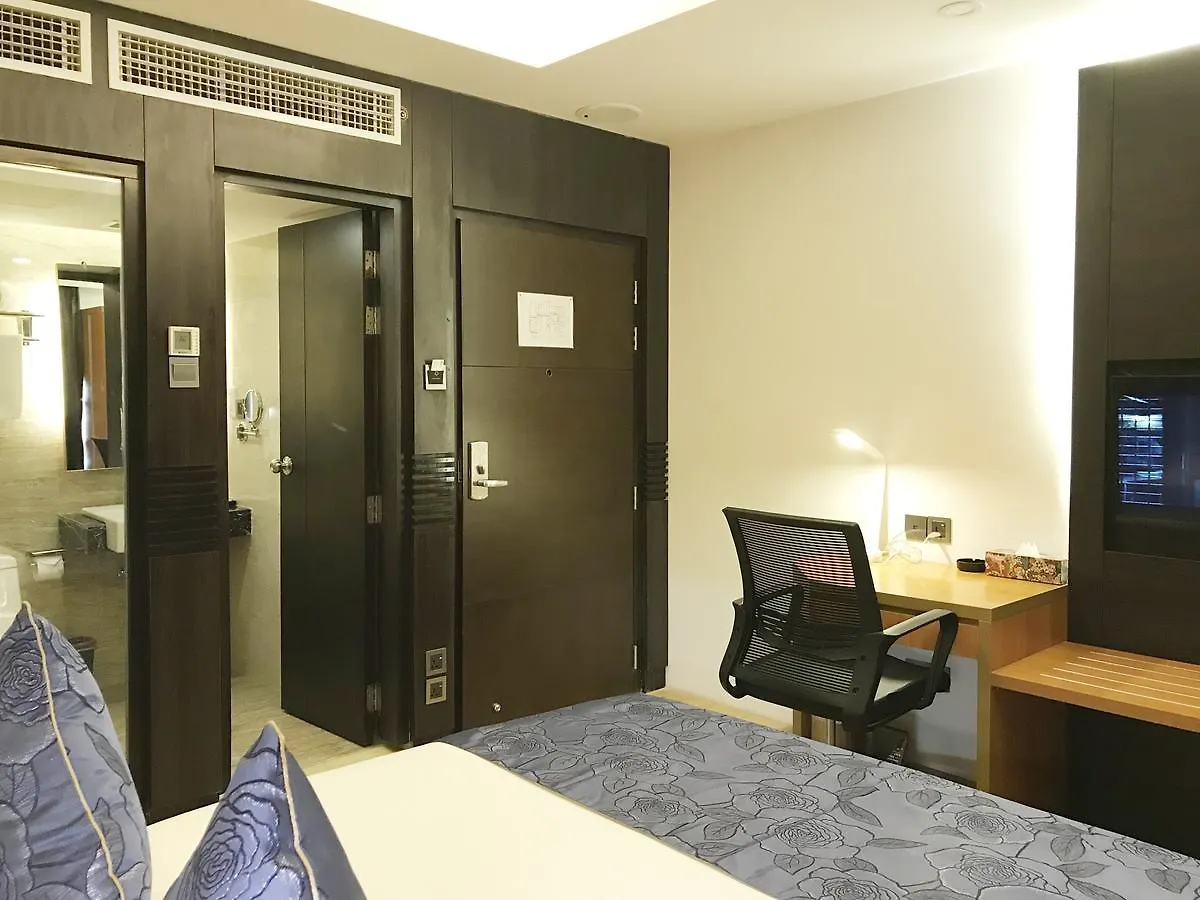 Days Hotel Dhaka